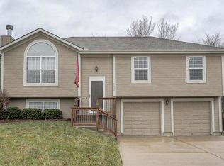 8632 NE 116th St, Kansas City, MO 64157