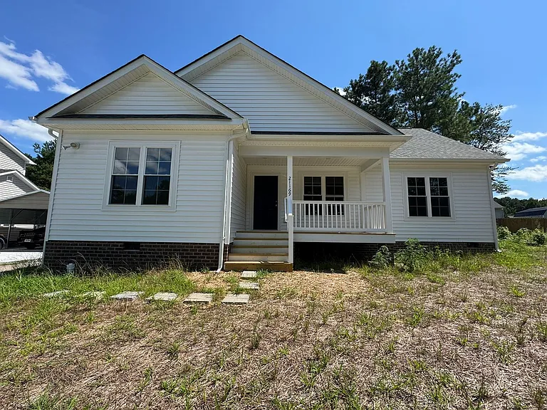 21169 Baileys Ln — Photo 1