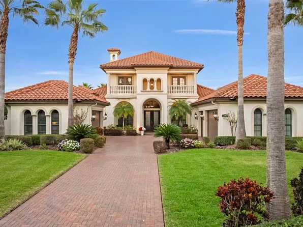 1207 Merry Water Dr, Lutz, FL 33548