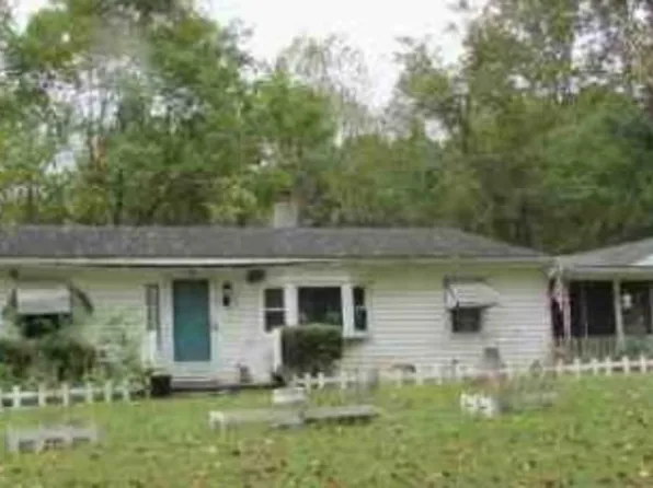 384 Lakewood Dr, Chillicothe, OH 45601