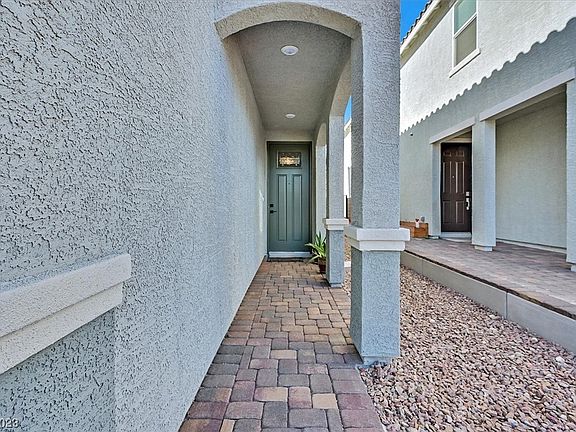 2nd image of 3451 Jade Flower St