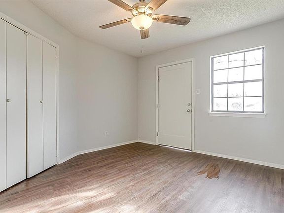5th image of 4216 Poinsetta Dr Unit A