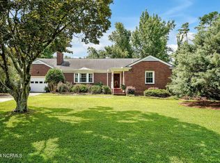 453 Wayne Dr, Wilmington, NC 28403