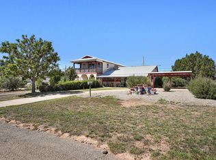 211 Ripley Ave N, Mountainair, NM 87036