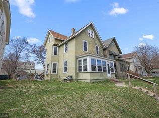 2218 2nd St NE #1, Minneapolis, MN 55418