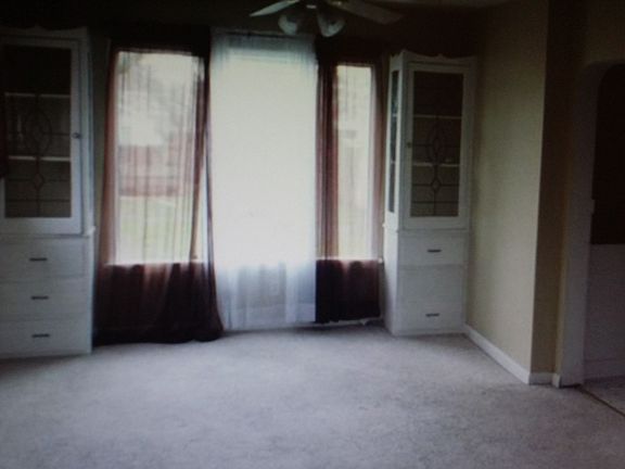 5th image of 1401 Iroquois Ave