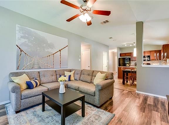 5th image of 2700 Amberglow Ct