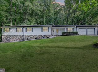 955 Ridgedale Dr, Lawrenceville, GA 30043
