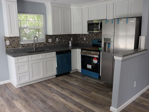 5th image of 713 Ingomar St
