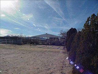 5th image of 857 Amador Dr