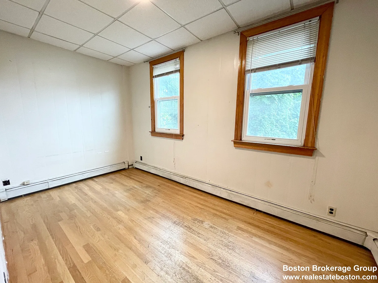 4 bed, 1400 sqft, $1,100 — Photo 3