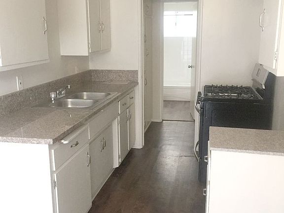 2nd image of 111-115 E Beach Ave #11