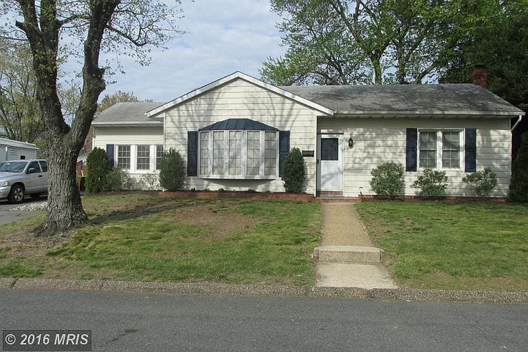 1st image of 10 Vista Ave