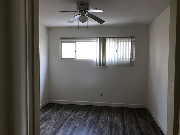 4th image of 1227 Grand Ave