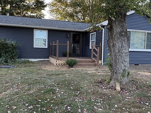 1365 Old Rushville Rd NE