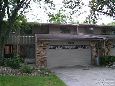 1st image of 4319 S Park Ave