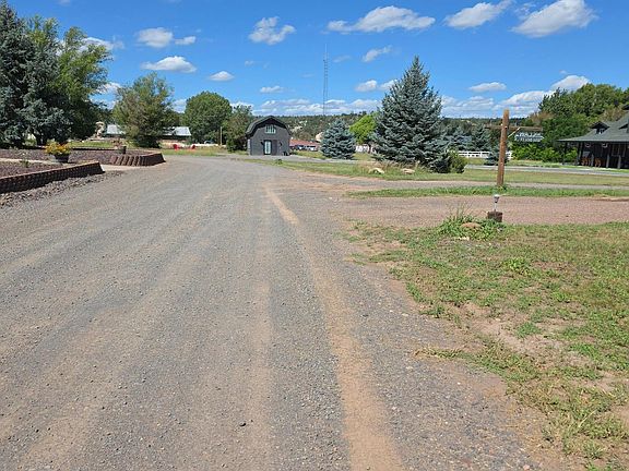 5th image of 1896 Bigler Ln