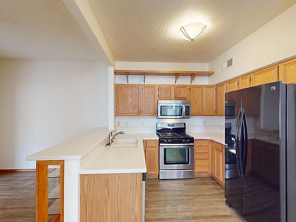 4th image of 7636 Copperfield Dr NE