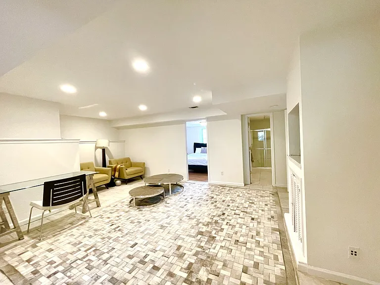 Peconic Hills Dr — Photo 30