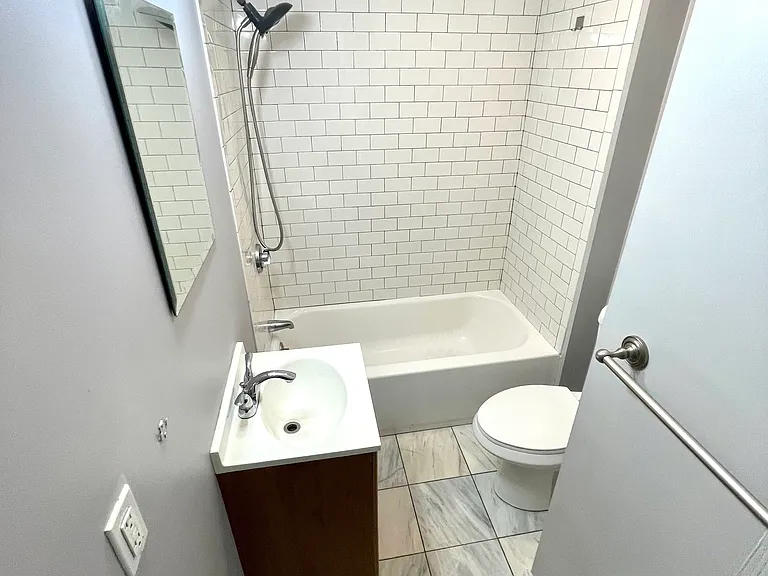 7 Greenmount St #2 — Photo 6