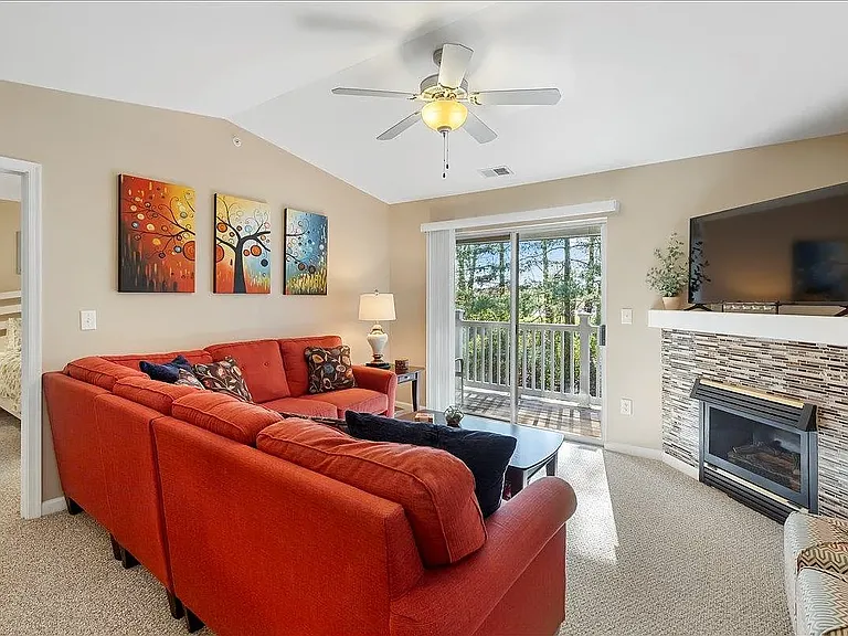 211 S Knollwood Dr #2305 — Photo 3