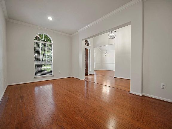 4th image of 15139 Blackburn Cove Ct