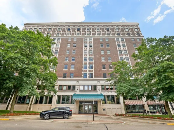 123 W Washington Ave Unit 802, Madison, WI 53703