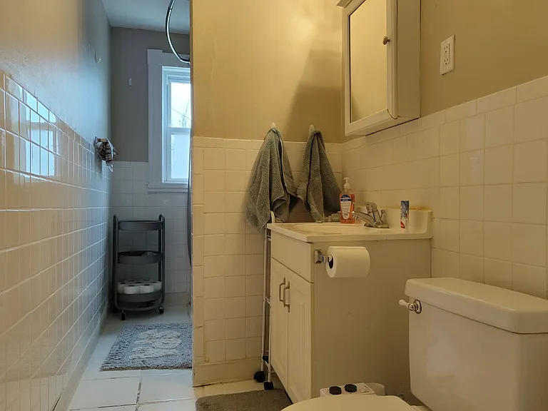 9 Medford St #2A — Photo 8