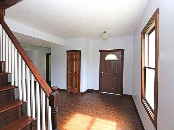 5th image of 305 N Jefferson St