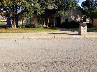 5820 76th St, Lubbock, TX 79424