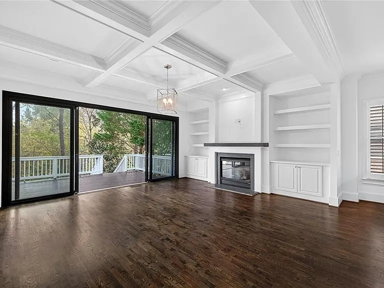 2063 Mason Mill Rd — Photo 16