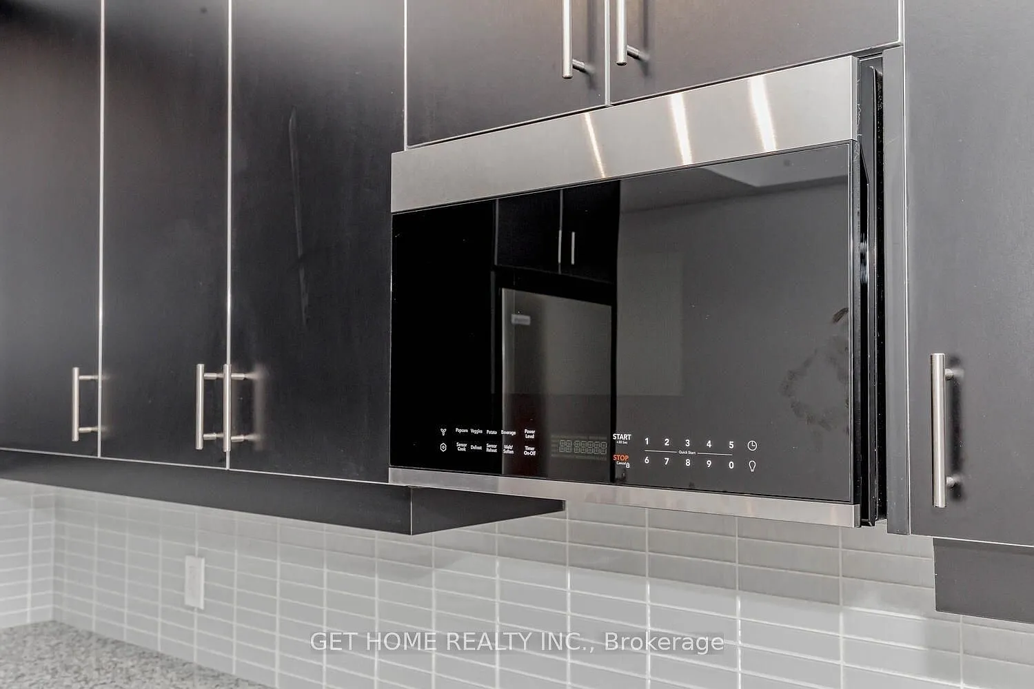 1 bed, $2,100 — Photo 3