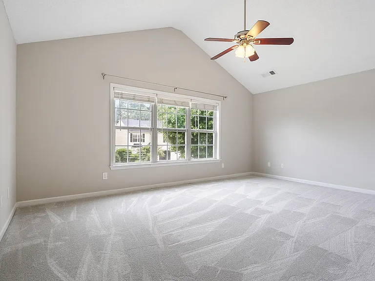 Brand new paint and carpet
