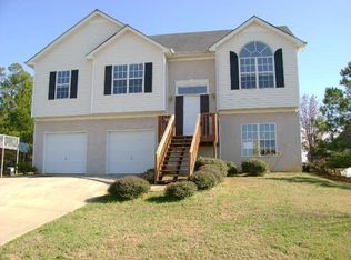 1000 Loch Forest Way, Riverdale, GA 30296