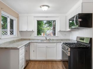 724 Maple St, Petoskey, MI 49770