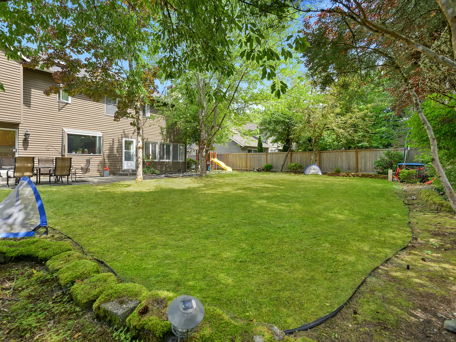 4 bed, 2.5 bath, 2900 sqft, $4,600 — Photo 4
