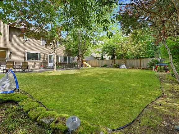 4th image of 26119 SE 39th Way