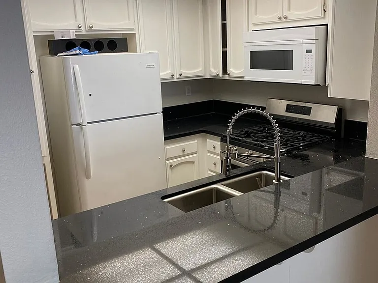 7800 Topanga Canyon Blvd #212 — Photo 11