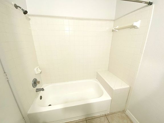 4th image of 2550 N Alafaya Trl APT 6200