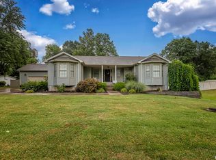 2914 Delora Ln, Herrin, IL 62948