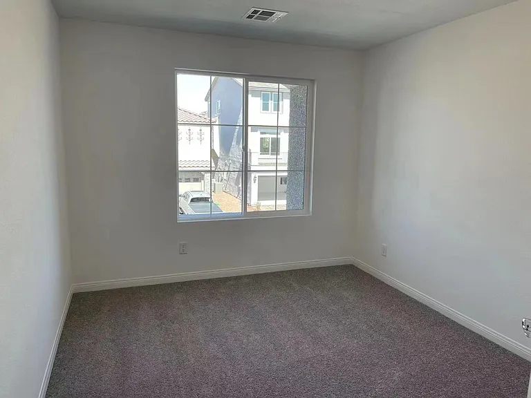 10314 Sterling Creek St — Photo 10