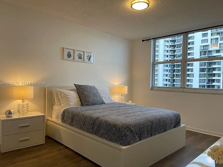 770 Claughton Island Dr #1013 — Photo 30