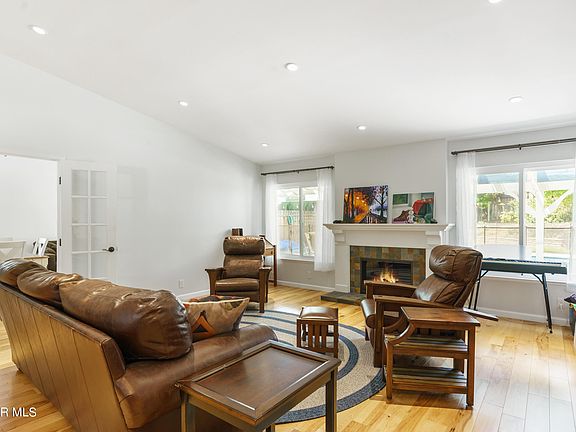 4th image of 77 Briarwood Ln