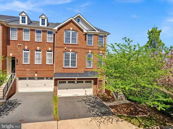 200 Croft Sq, Purcellville, VA 20132