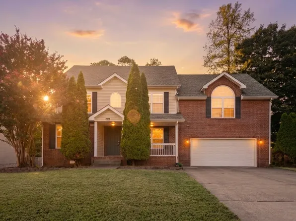 2489 Hattington Dr, Clarksville, TN 37042