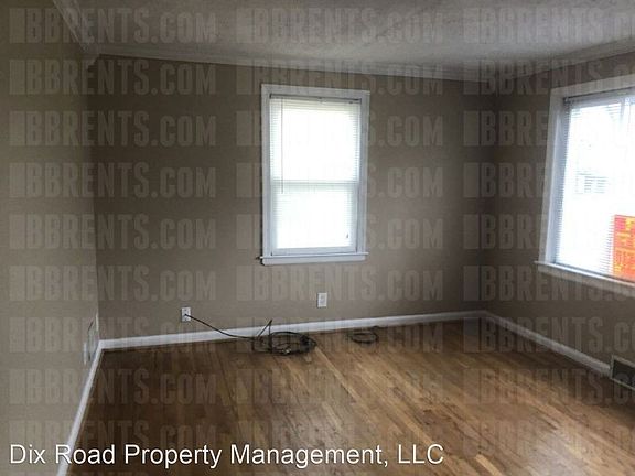 3rd image of 670 Glenna Dr