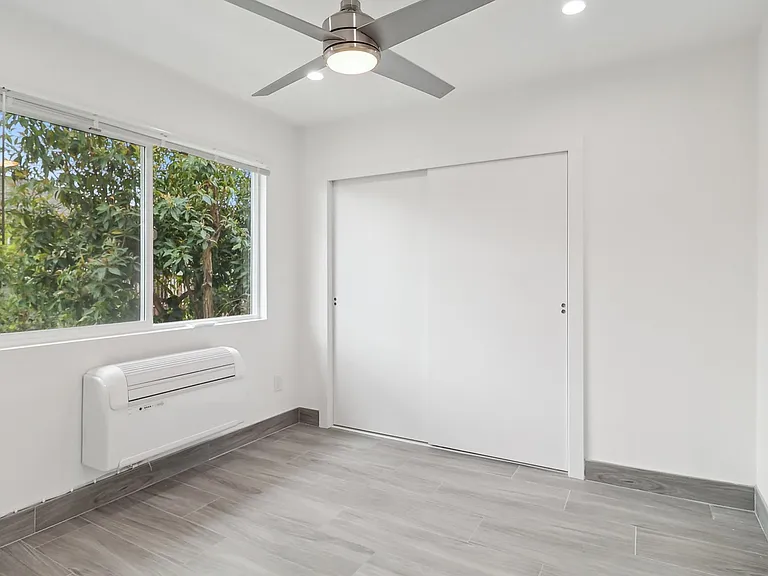 Newly Renovated 2 Bed/2 Bath El Cajon — Photo 9