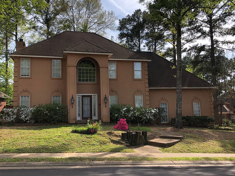 Exterior Front View