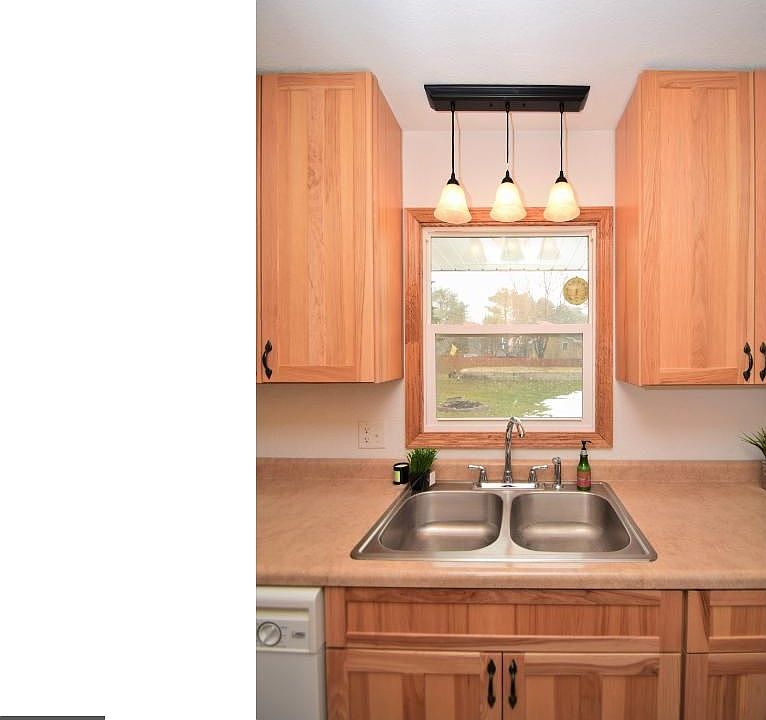 1st image of 2129 Soderville Dr NE