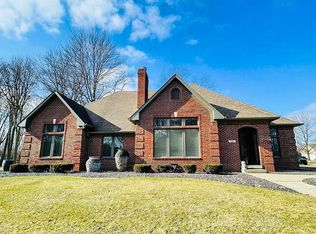 490 Woodland Pl, Pittsboro, IN 46167
